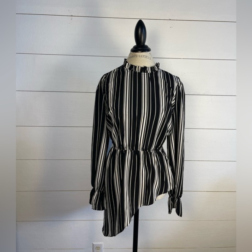 L.N.V Asymmetrical Long Sleeve Striped Shirt Size XL